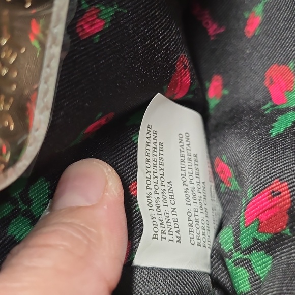 {Betsey Johnson} "Plenty of Fish in the Seas" Crossbody Bag - Picture 12 of 17